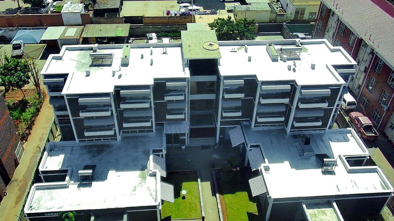 R Executive Apartments Harare Bagian luar foto