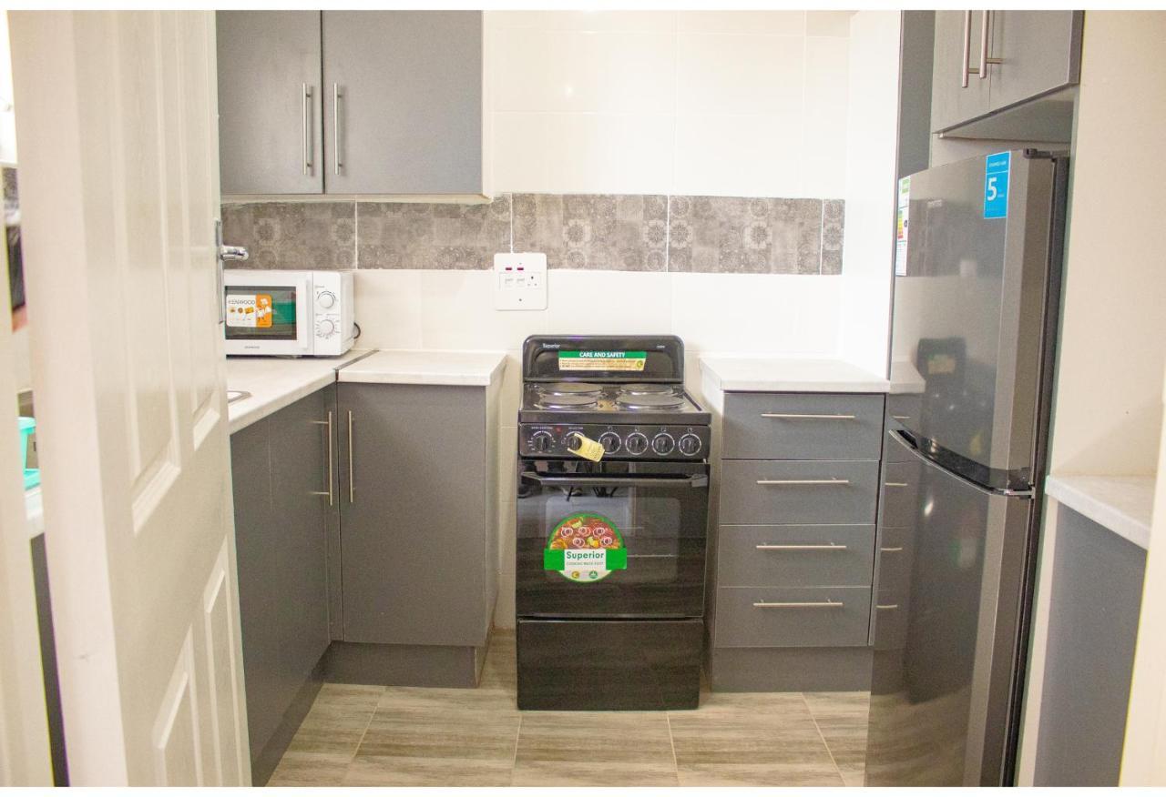 R Executive Apartments Harare Bagian luar foto