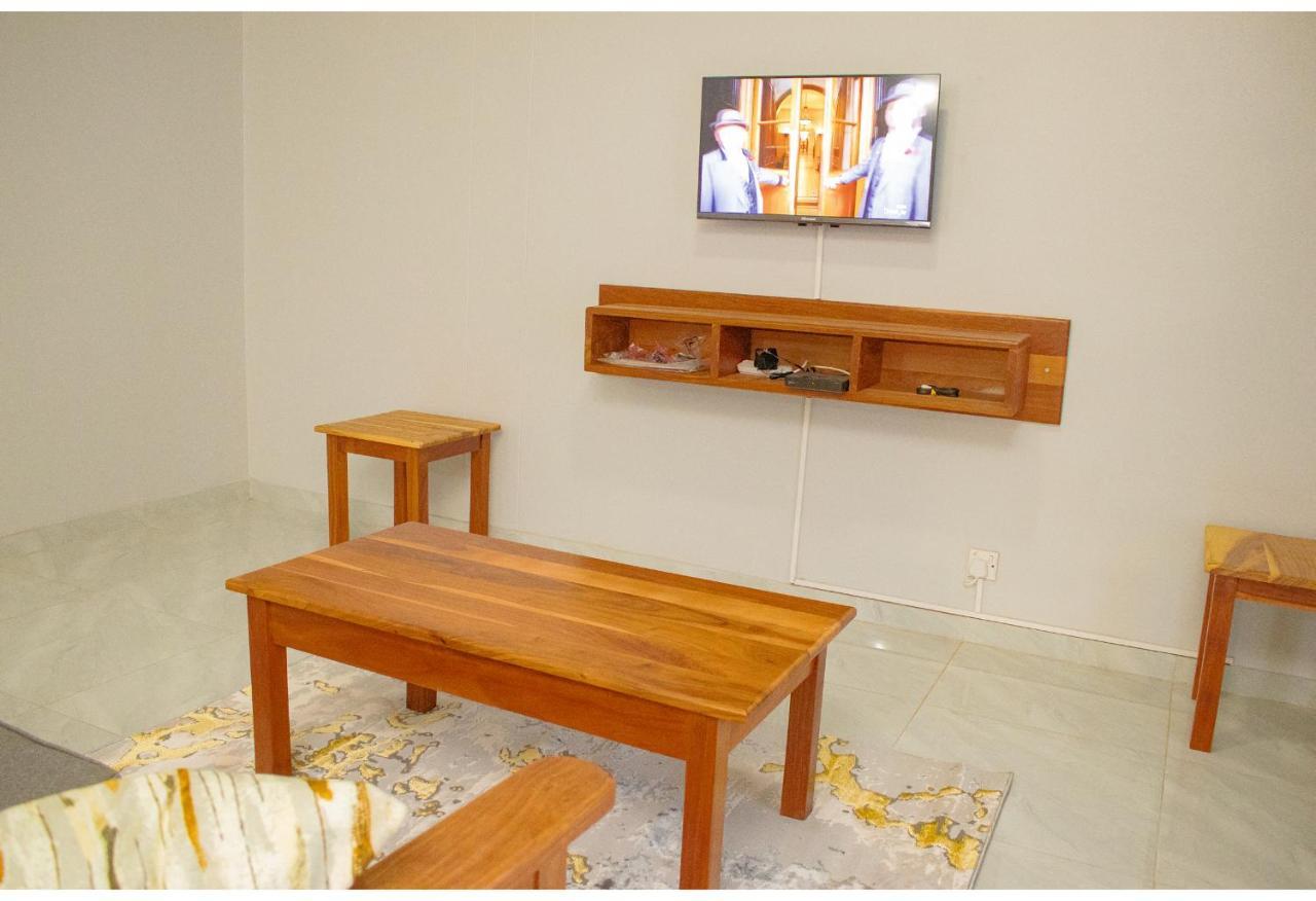 R Executive Apartments Harare Bagian luar foto
