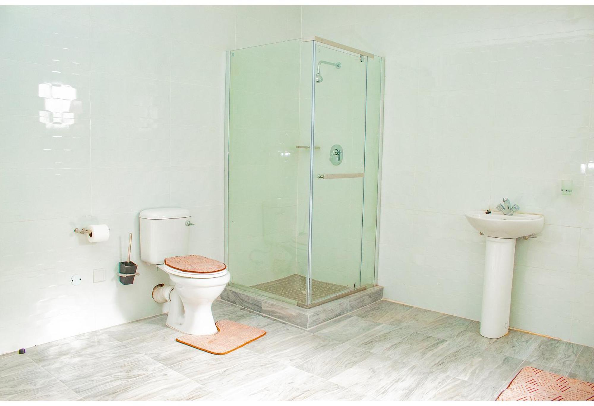 R Executive Apartments Harare Bagian luar foto
