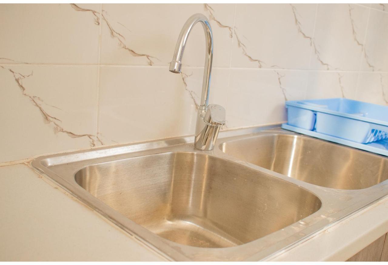 R Executive Apartments Harare Bagian luar foto
